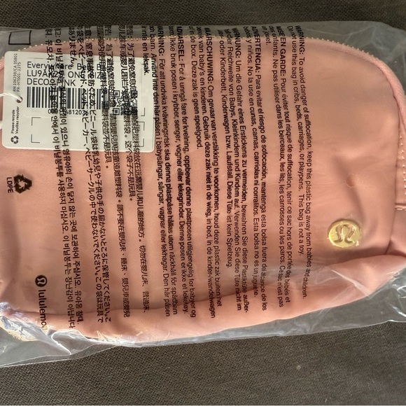 NWT Lululemon Deko Pink and Gold Everywhere Belt Bag - Picture 3 of 3